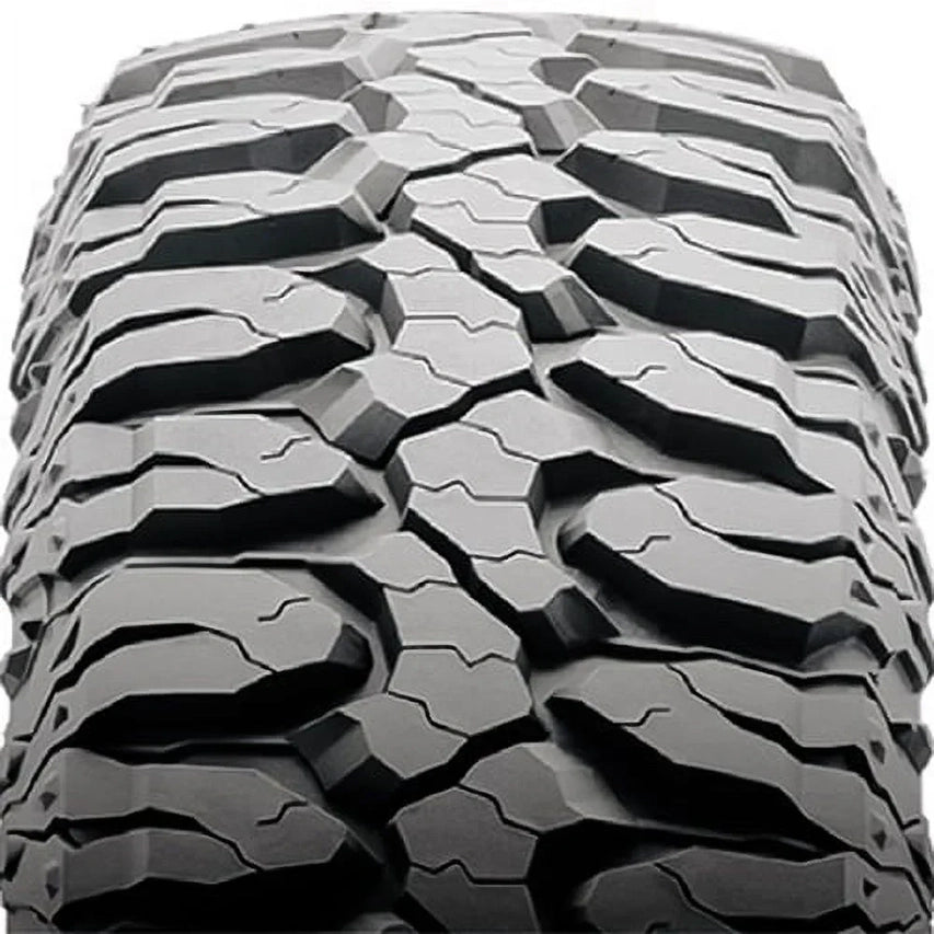 M/T Mud Terrain LT33X12.50R15 108Q C Light Truck Tire